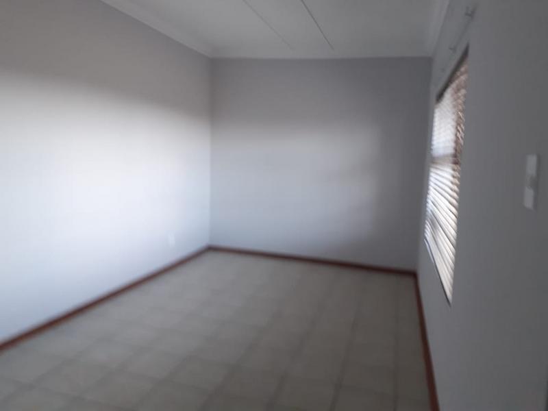 2 Bedroom Property for Sale in Albertinia Western Cape